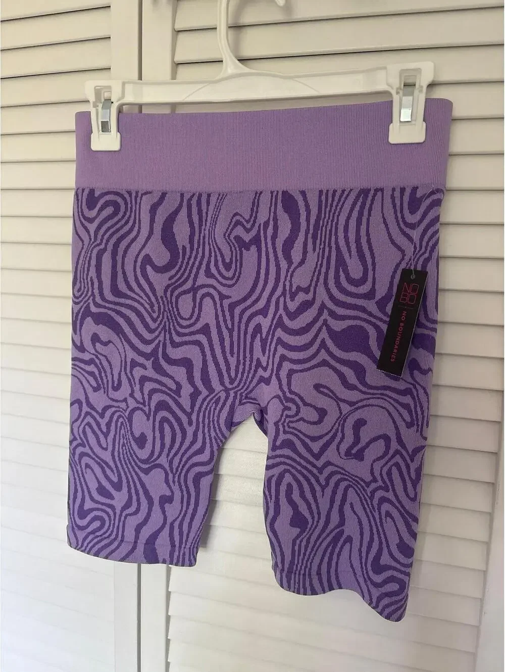 No Boundaries Seamless purple swirl biker shorts Lg